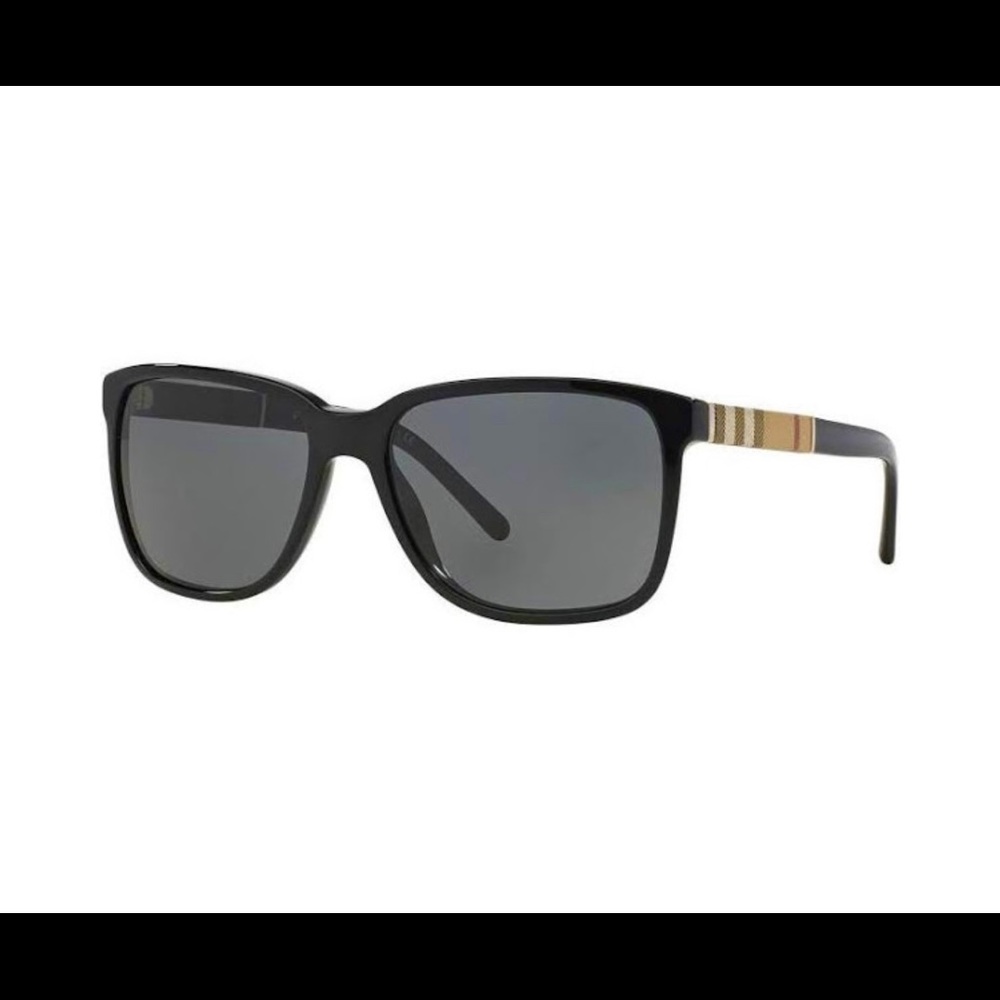 Black unisex Burberry sunglasses